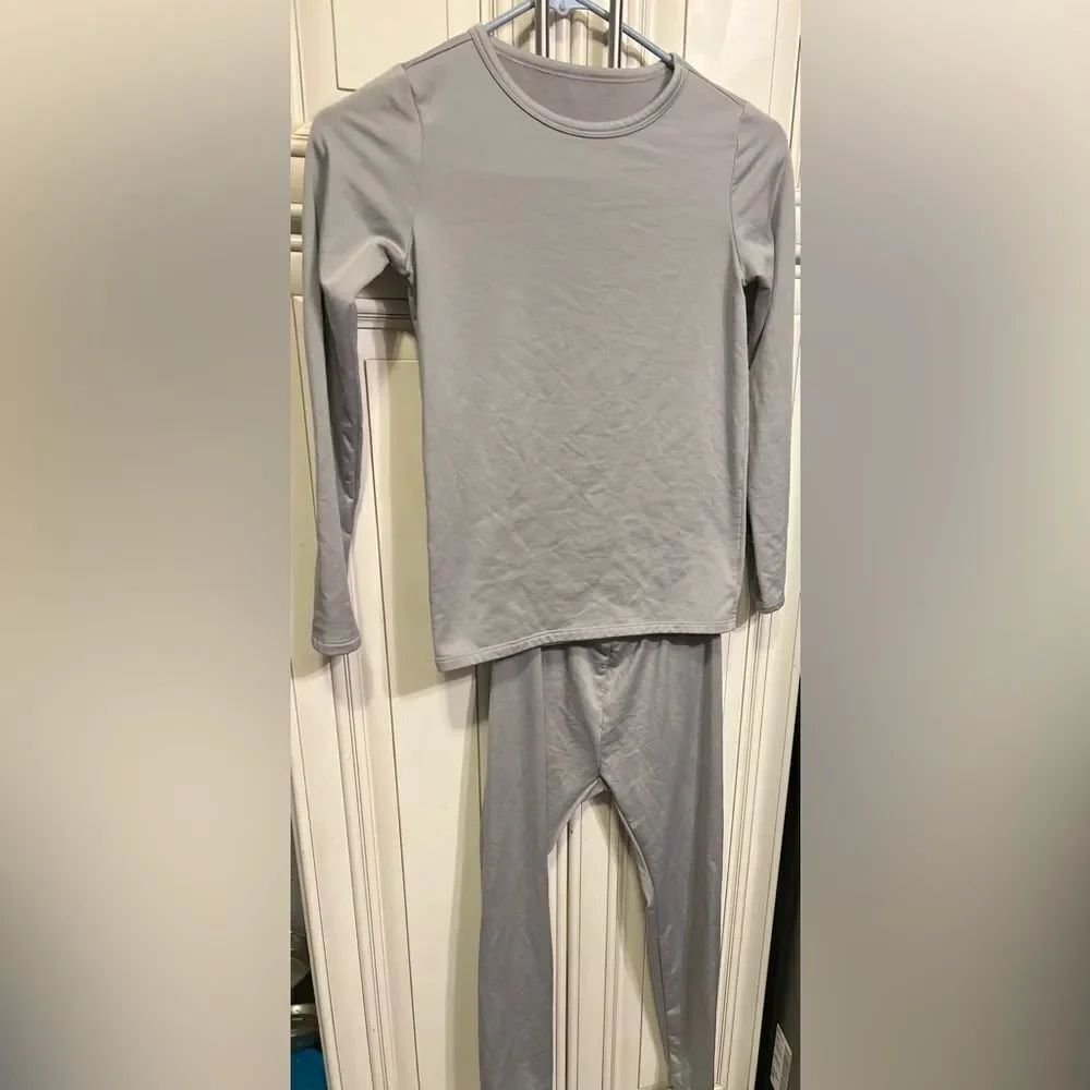 Devops Base Layer Set Youth Size Medium Gray Long Sleeve Polyester Spandex